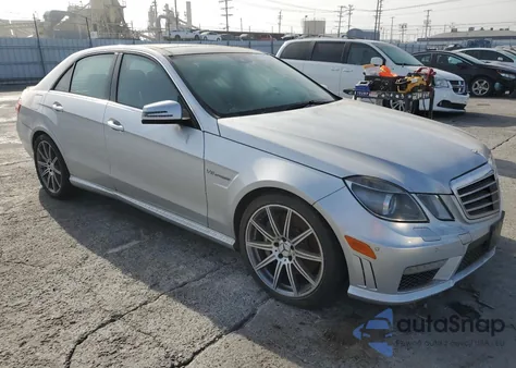 2012 Mercedes-Benz E 63 Amg z USA, uszkodzony, nr VIN WDDHF7EB5CA501989